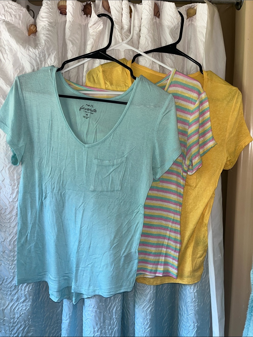 Set of 3 Rue21 V-Neck Pocket Tees